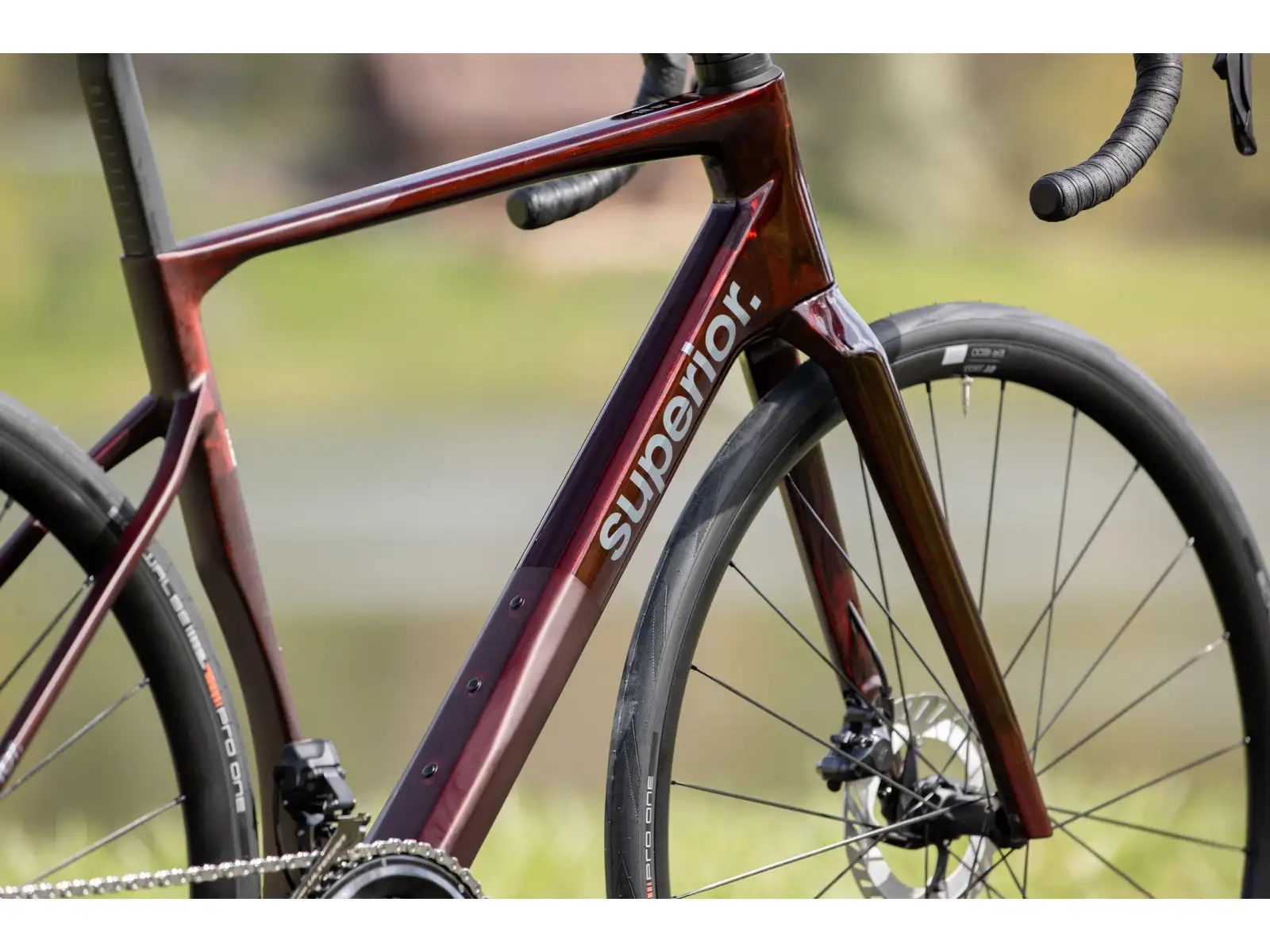 Superior XR 9.7 GF Gloss Carbon Red
