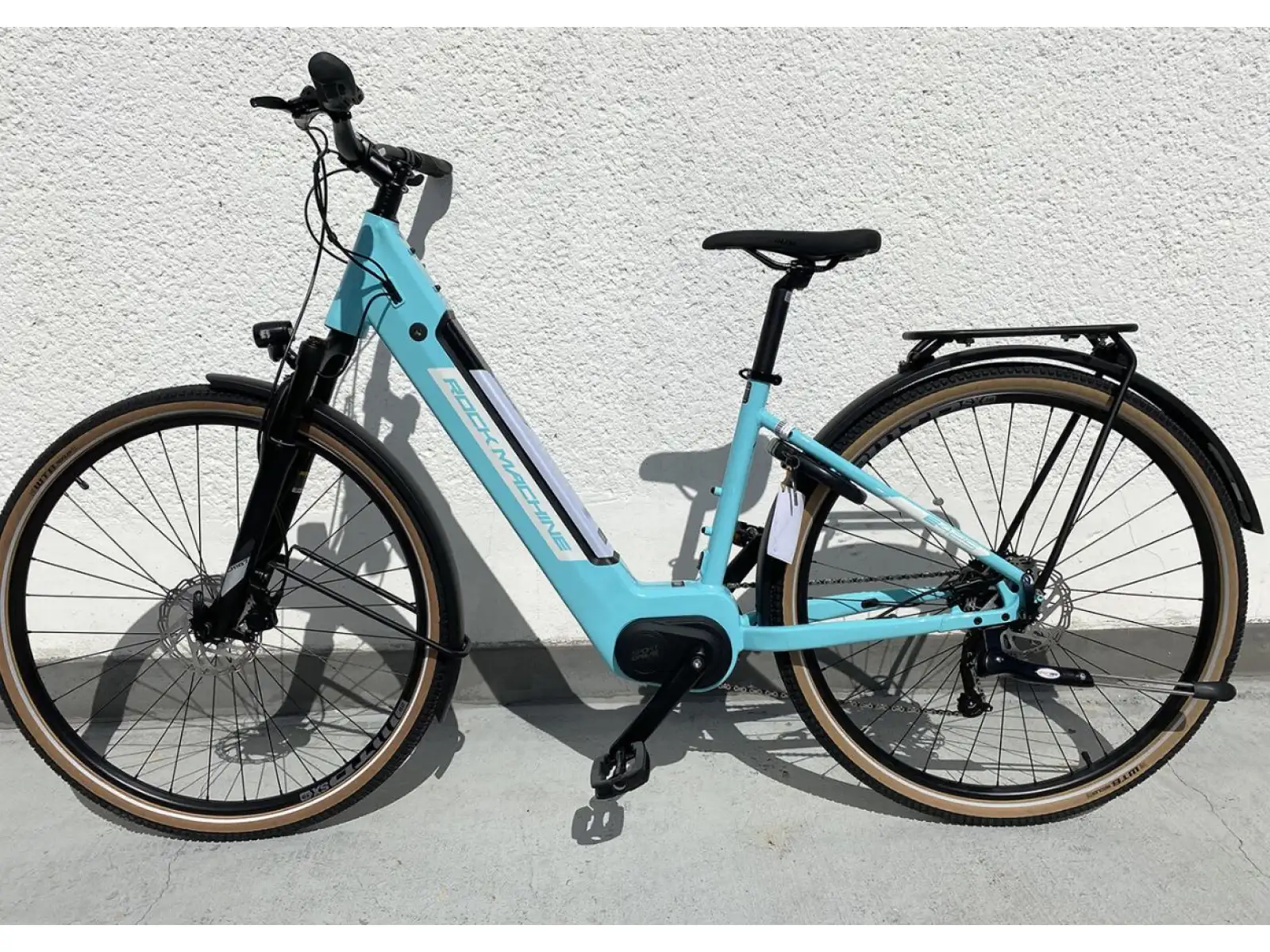 Rock Machine Ebike CrossRide INT e425 Damen Glanz Mint/Weiß Cross-Elektrofahrrad