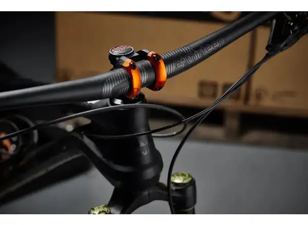 E-13 Plus 35 Vorbau 40 mm Schwarz/Orange