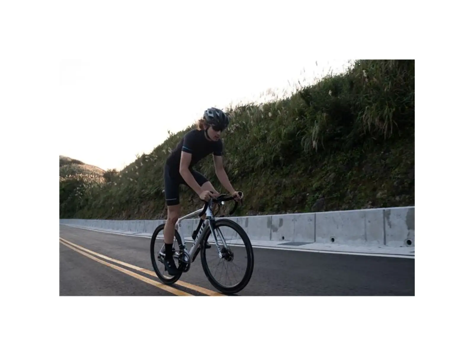 Giant Recon HL 100 Frontlicht schwarz