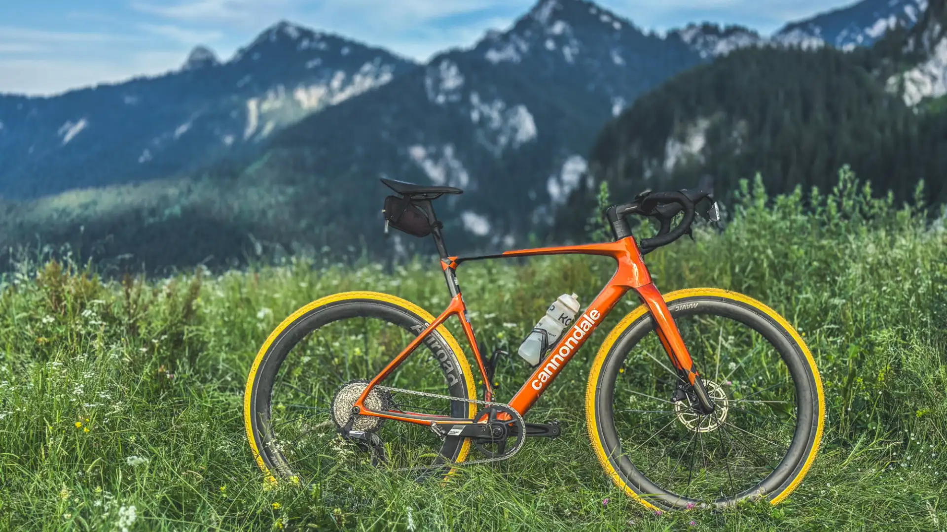 Ein dynamischer Partner für jedes Gelände: Detaillierter Testbericht zum Cannondale SuperX