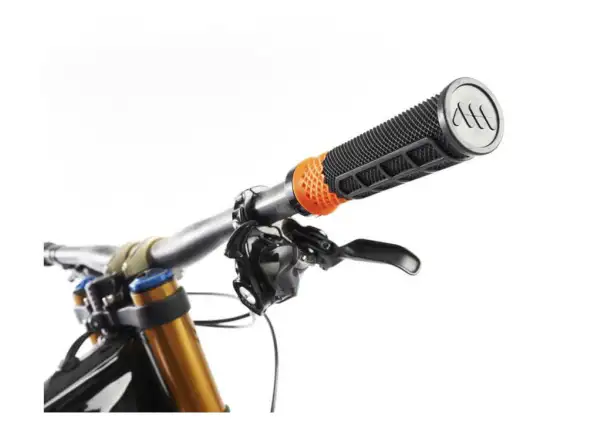 All Mountain Style Cero Griffe Schwarz/Orange
