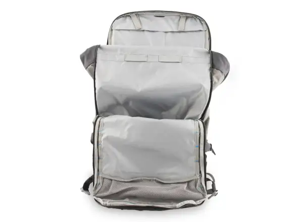 Pinguin Ace 27 Winter Rucksack Schwarz