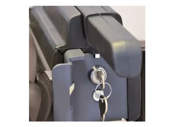 Peruzzo Pure Instinct Träger für die Anhängerkupplung für 4 Fahrräder