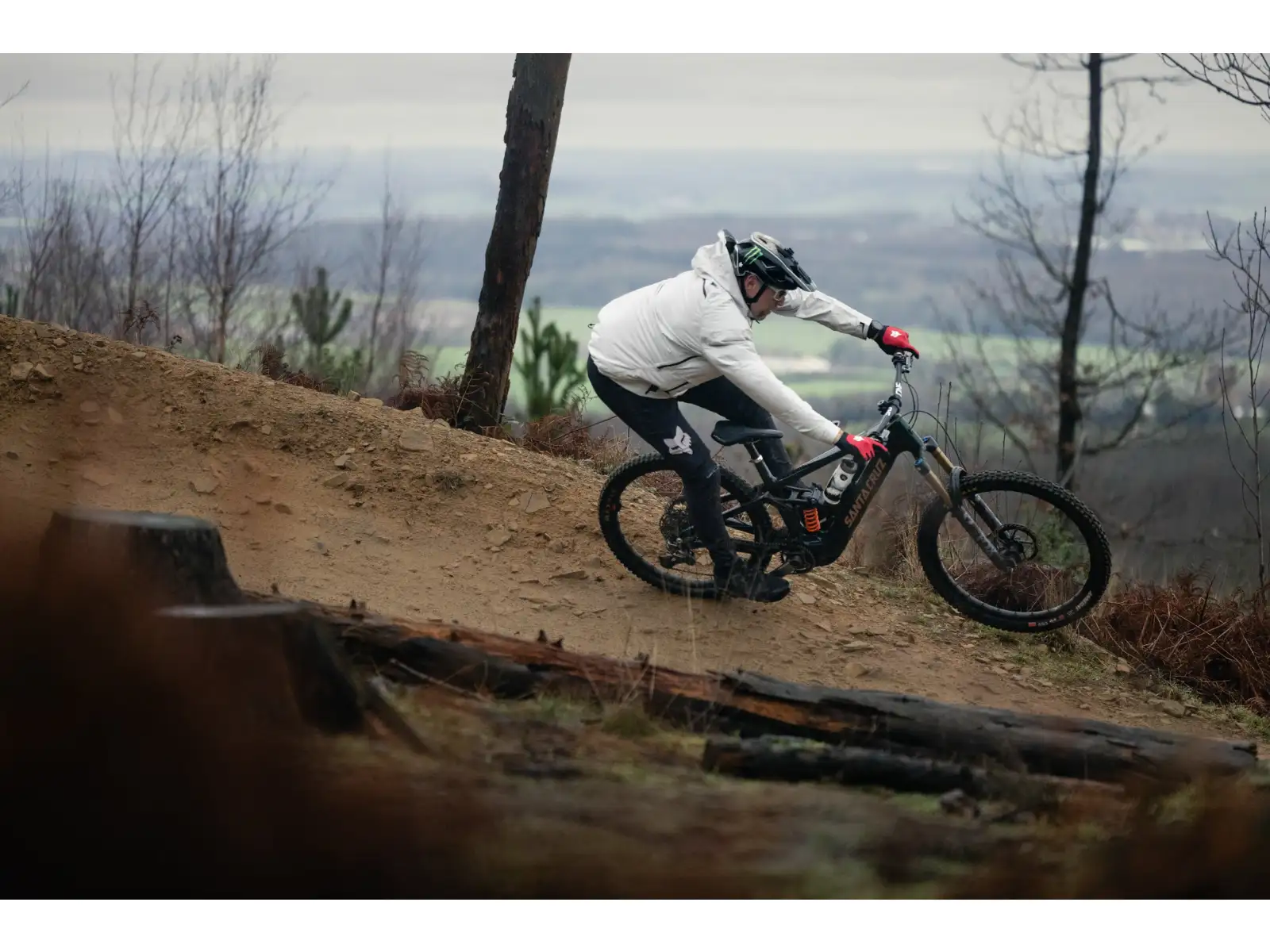 Santa Cruz Vala 1 C MX 27 90 CH E-Bike Matte Carbon