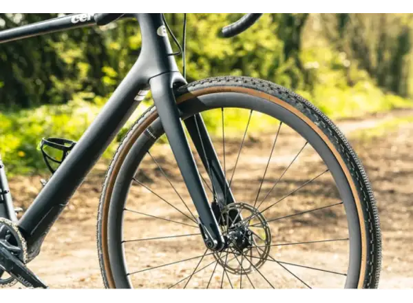 Cervélo Aspero 5 Force XPLR eTap AXS Gravelrad five black