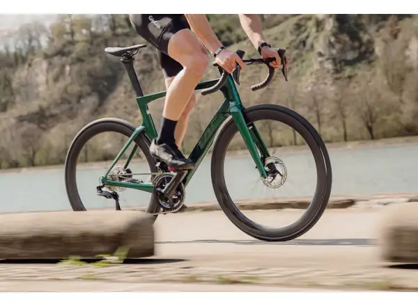 Isaac Meson 105 Di2 Rennrad Jade Green