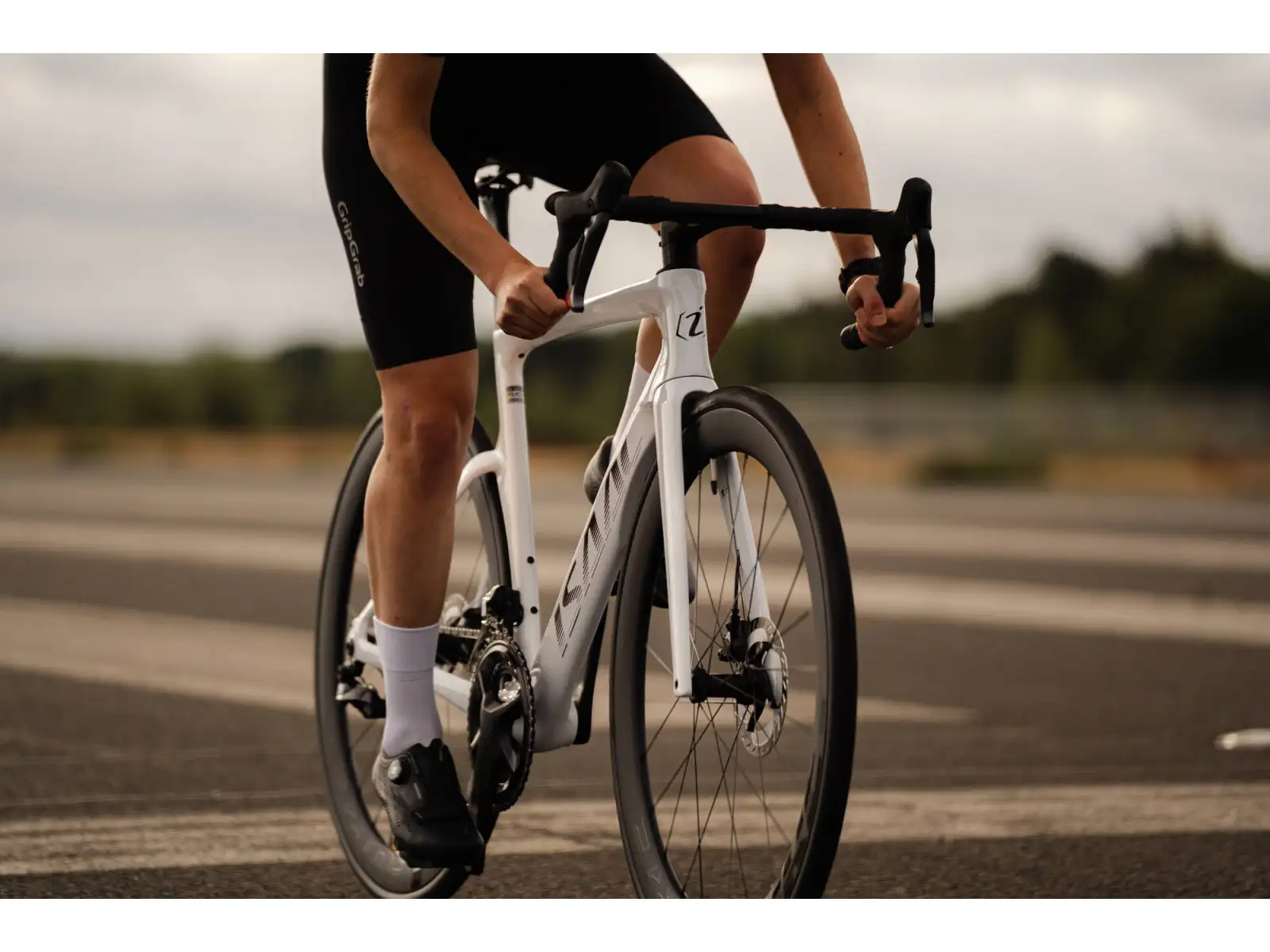 Isaac Meson DuraAce Di2 Rennrad Mineral White