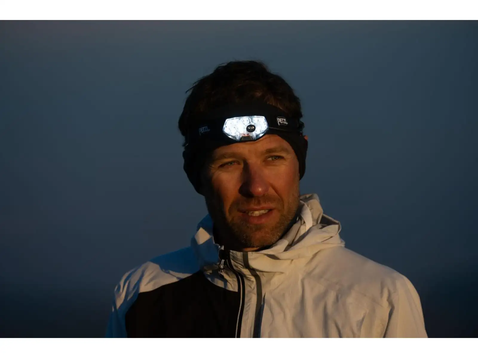 Petzl Nao RL wiederaufladbare Stirnlampe Black