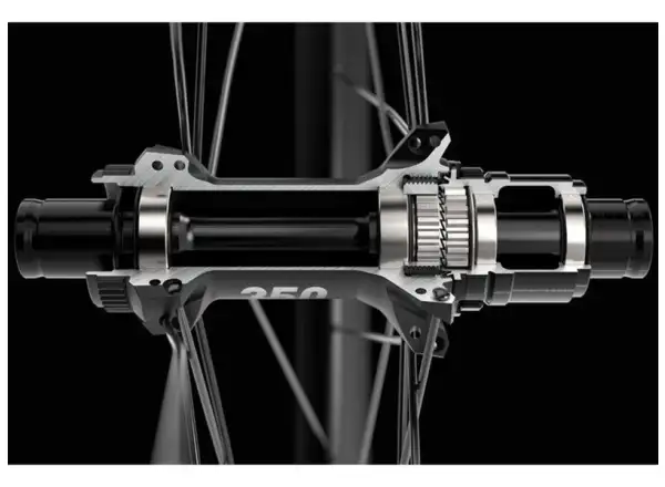 DT Swiss ARC 1600 Spline 62mm DBCL Carbon Rennräder