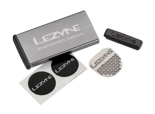 Lezyne Metal Kit Reparaturset in einer Box
