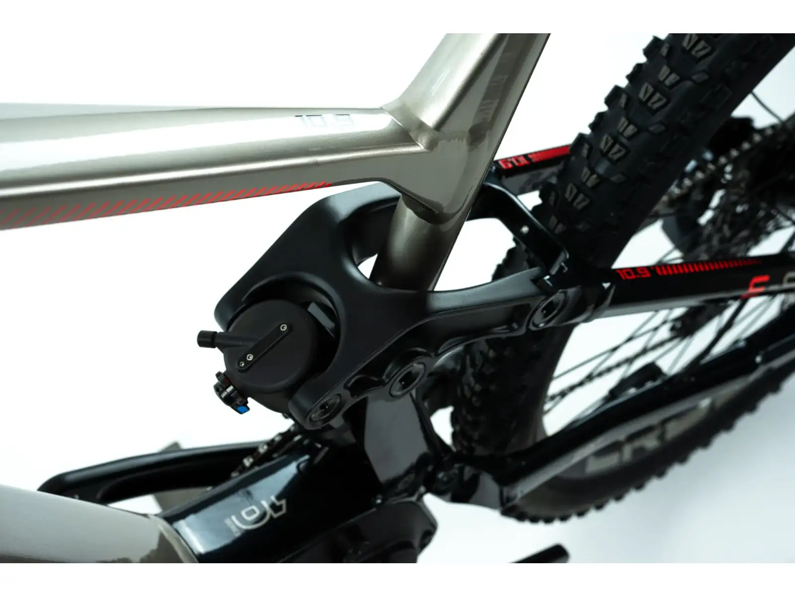 Crussis PAN Full 10.9-M vollgefedertes Elektrofahrrad