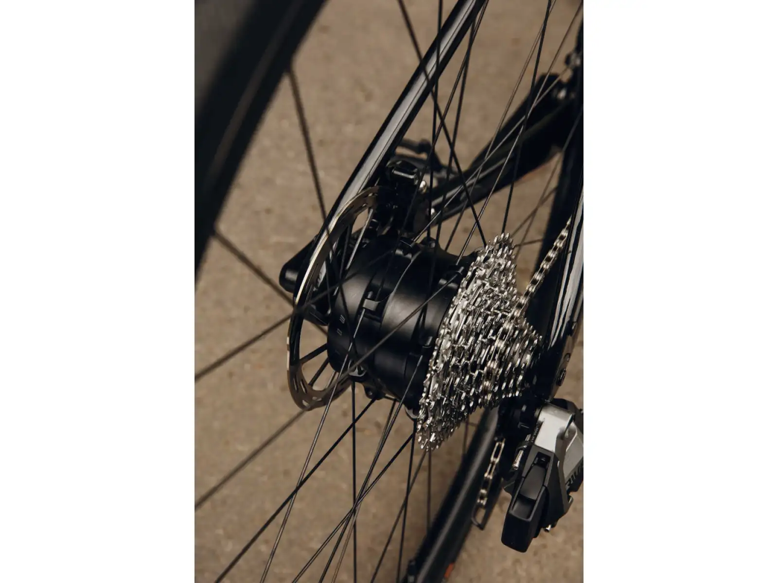 Liv Avail Advanced E+ Elite 2 Straßen E-Bike Golden Haze