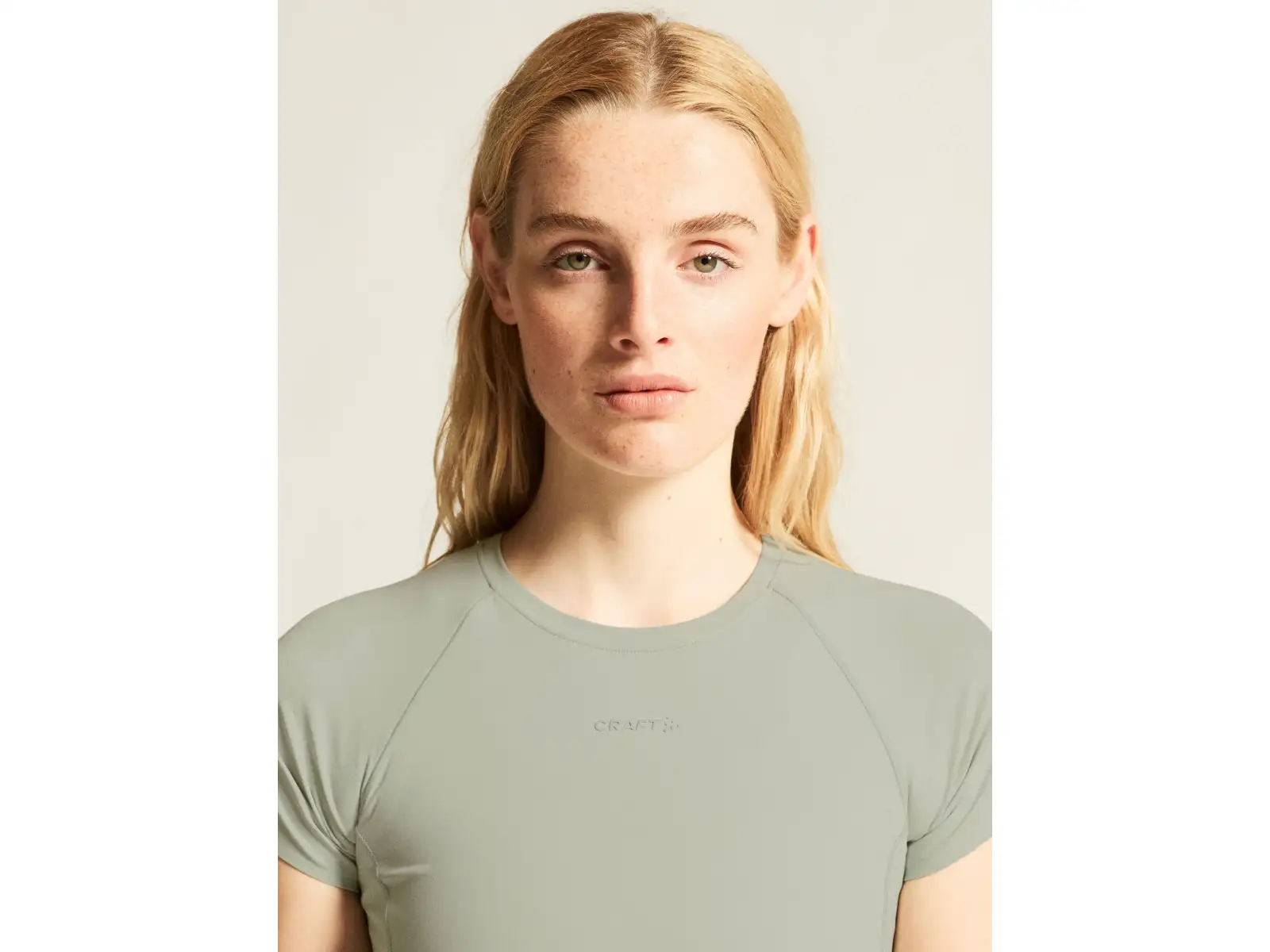 Craft Hypervent Cropped Damen T-Shirt grau