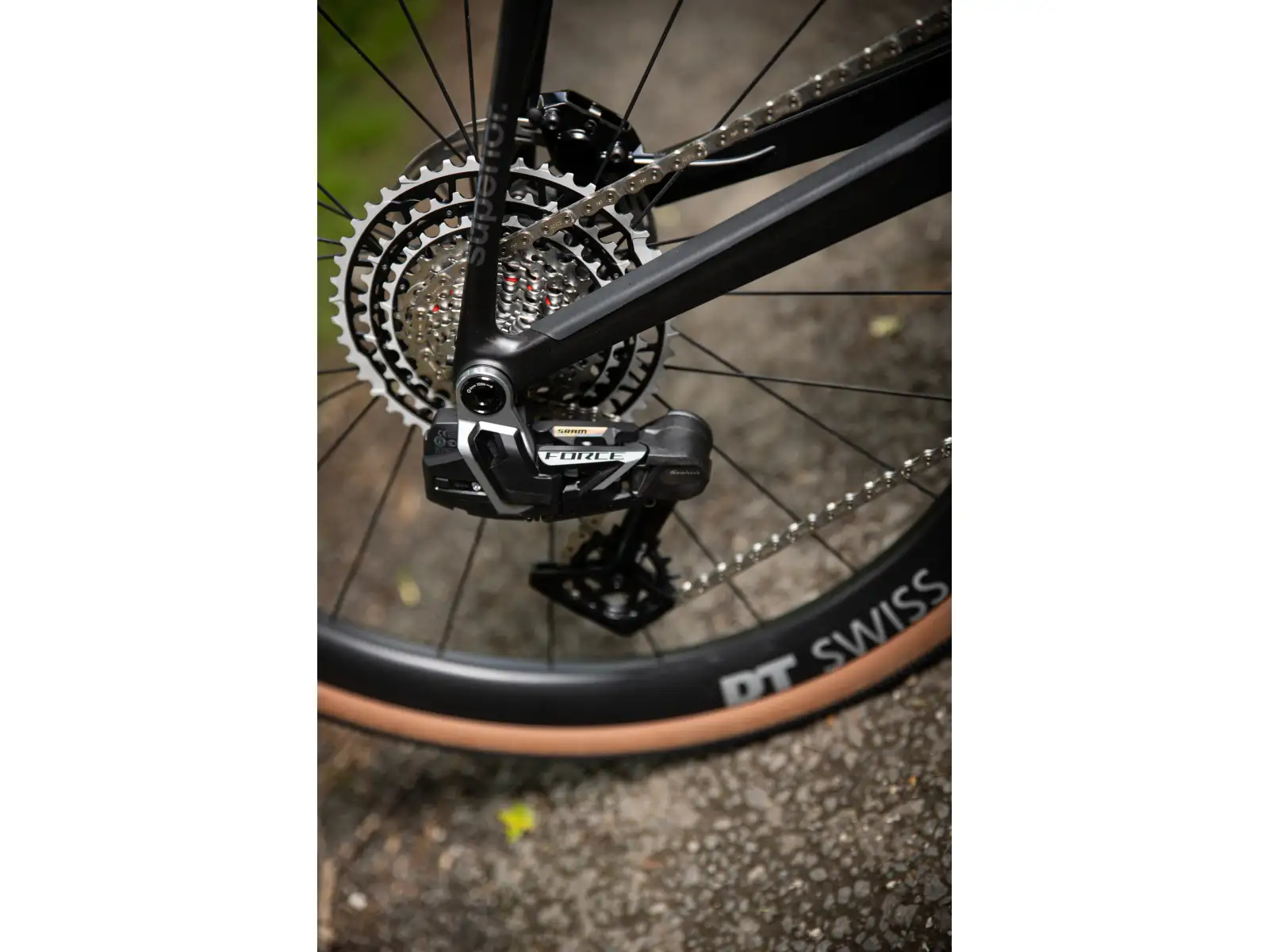 Superior Gravelbike – XR 9.8 GR Matte Carbon/Gloss Black