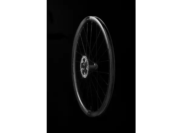 FFWD RYOT33 DT240 2:1 EXP Straßenrad Felgen Mattschwarz Nuss Sram XDR.
