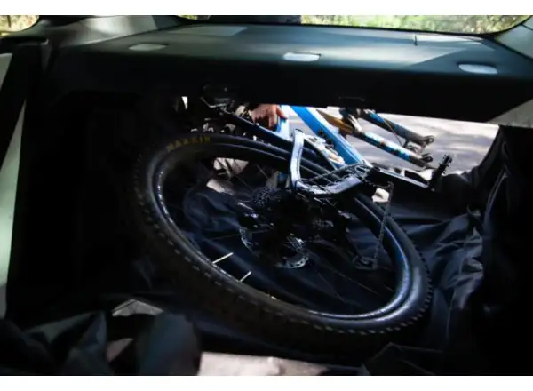 Hiplok Rideshield Schutzmatte 2700 x 1020 mm schwarz