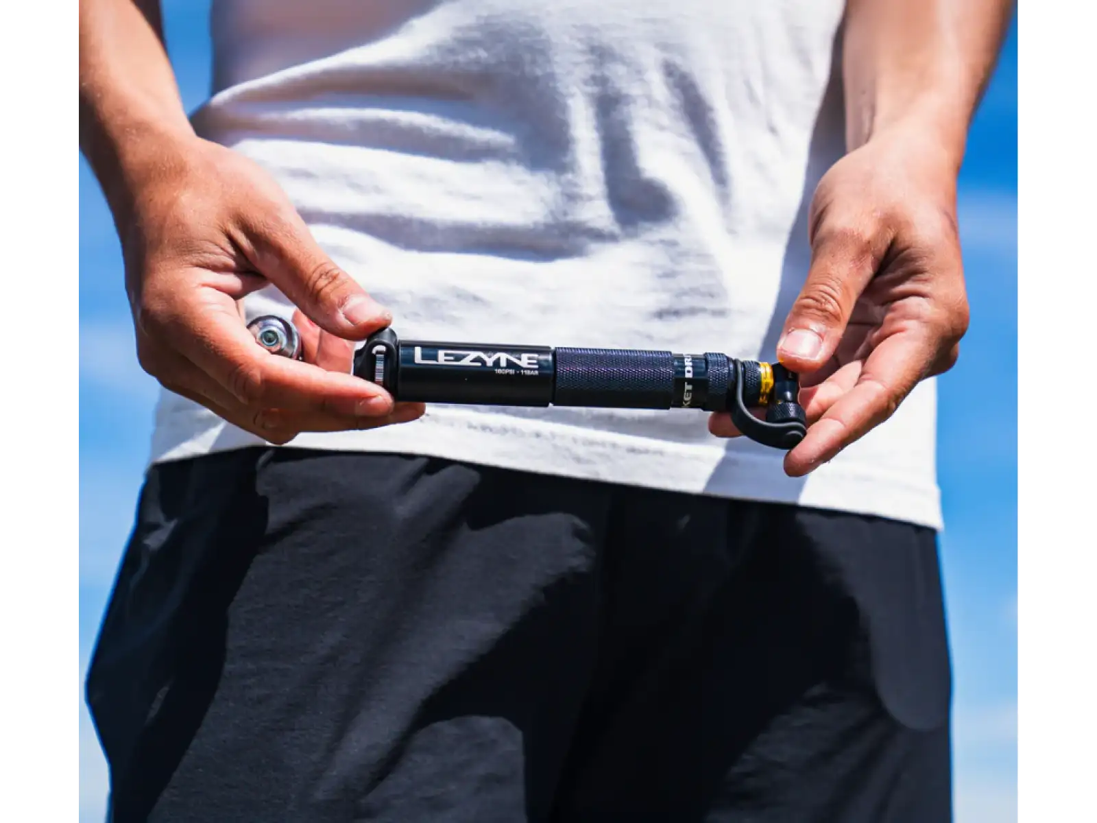 Lezyne Pocket Drive CO2 Pumpe + 16 g Kartusche