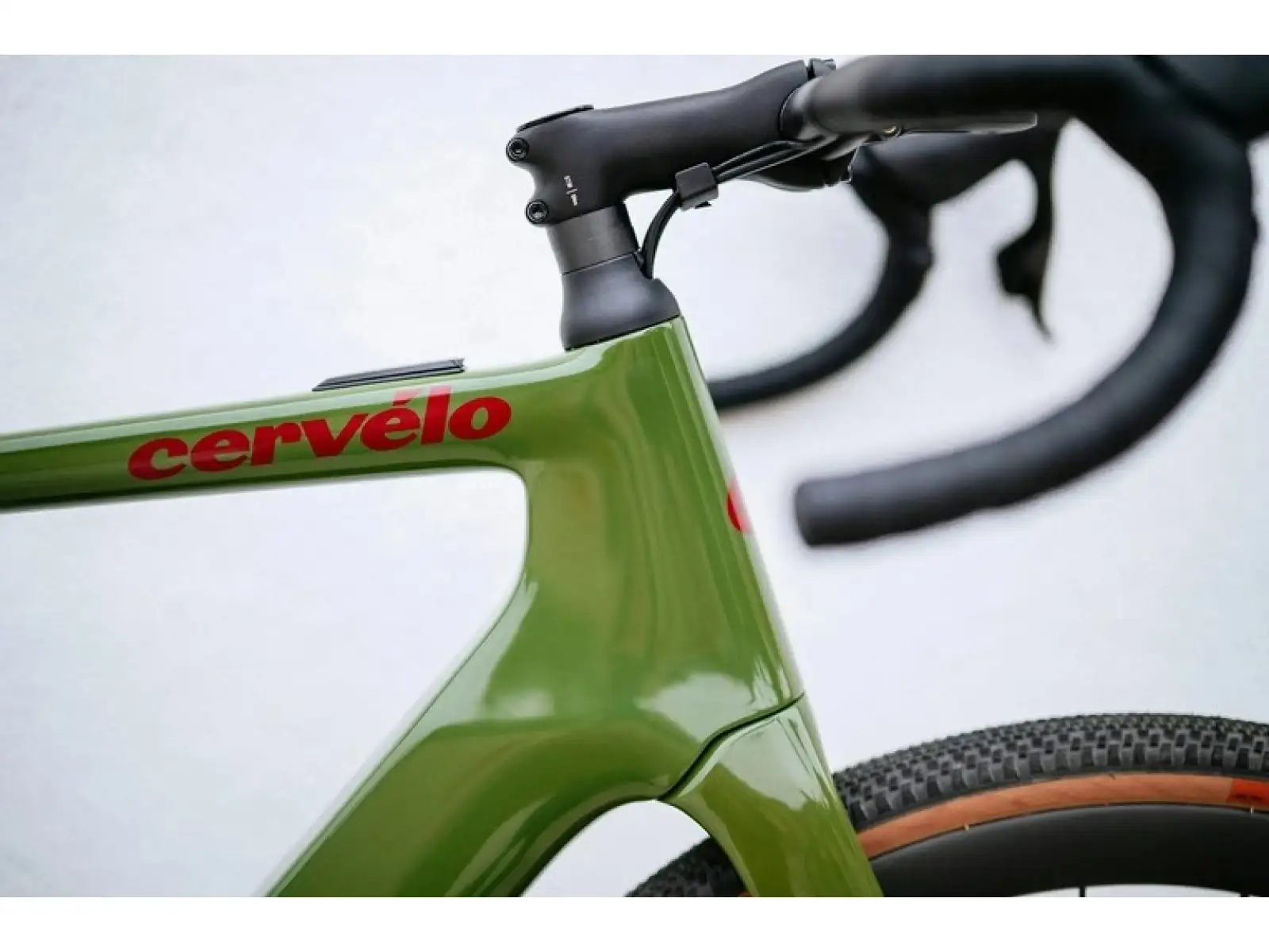 Cervélo Rouvida Force XPLR AXS 1 Straßenelektrofahrrad Expedition Green