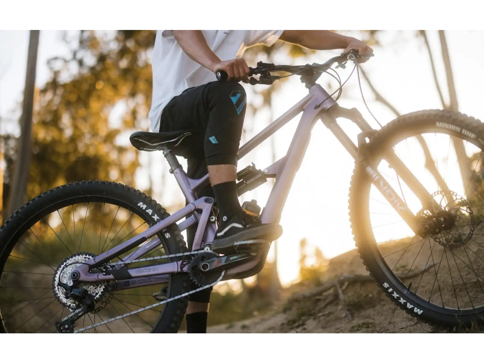 Ibis Ripmo AF Deore Mountainbike Rose