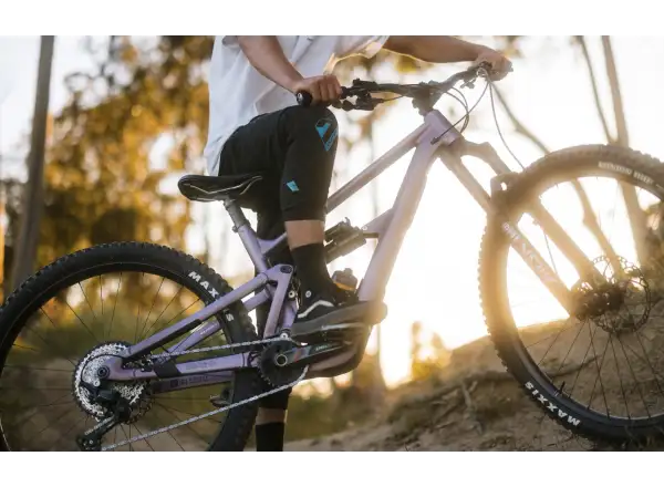 Ibis Ripmo AF Deore Mountainbike Rose