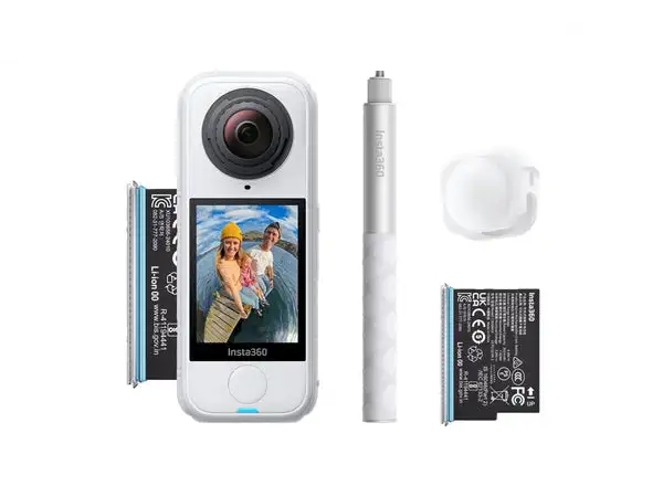 Insta360 X4 Air Kamera Starter Bundle weiß
