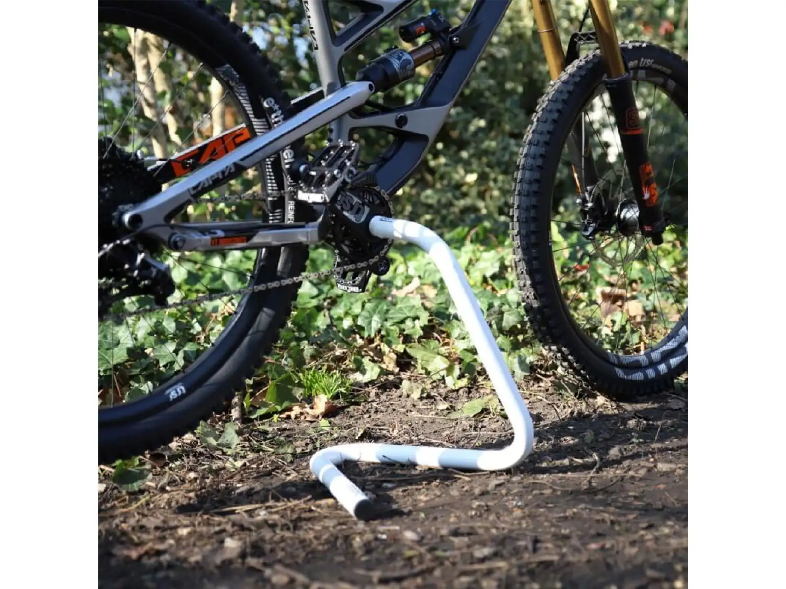 Cycloc Hobo Fahrradständer rot.