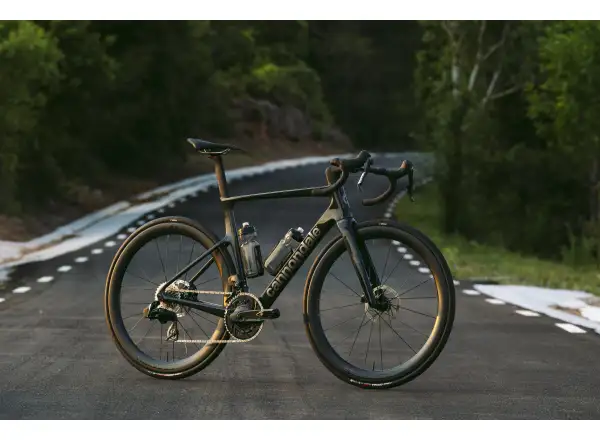Cannondale Super Six Evo Carbon 1 Rennrad RAW