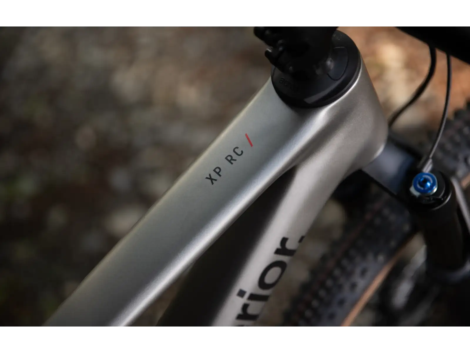 Superior XP 9.8 Mountainbike Matte Carbon/Dark Chrome