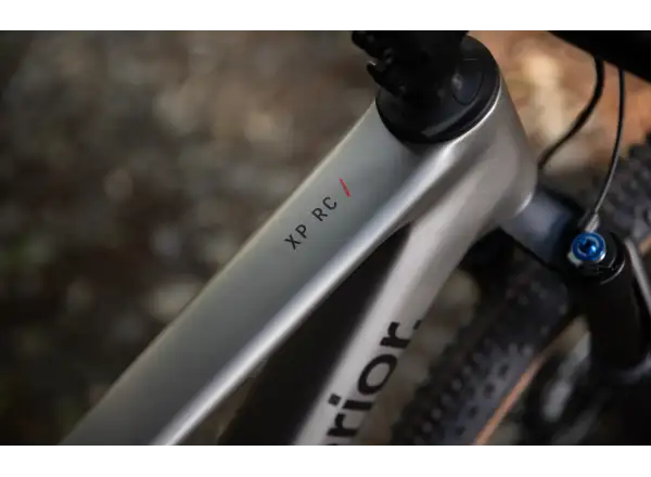 Superior XP 9.8 Mountainbike Matte Carbon/Dark Chrome