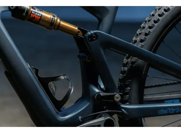 Ibis Ripley V5 Deore Mountainbike in Blue Hour.