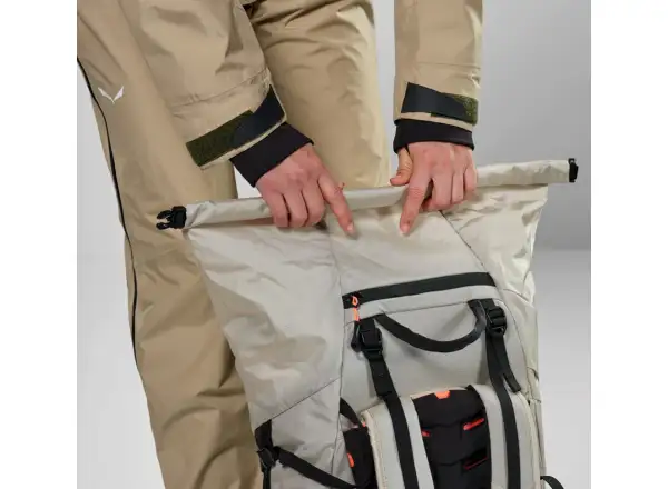 Salewa Puez Damenrucksack 32 l + 5 l Black Out/Oatmeal