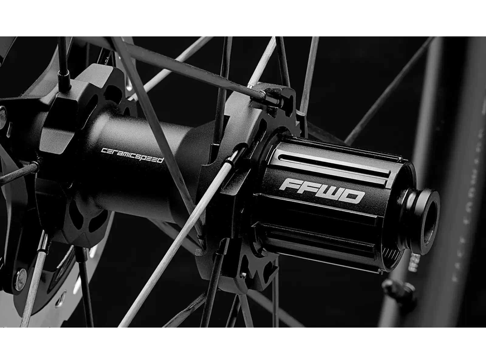 FFWD RAW CS 44 Straßenräder Matt Schwarz