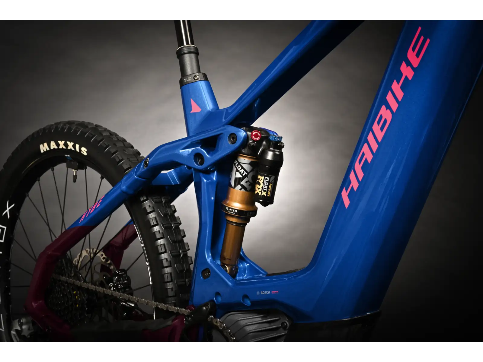Haibike Hybe 11 Blau/Magenta/Rosa vollgefedertes Elektrofahrrad