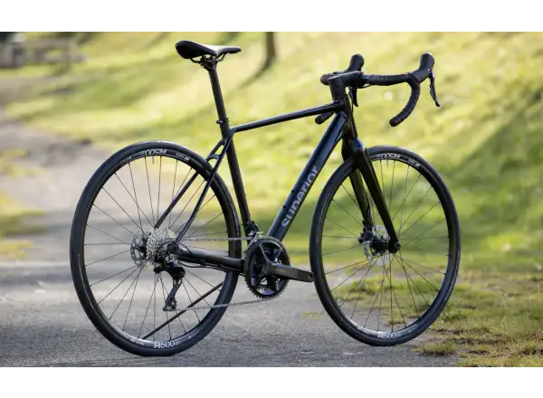 Superior X-Road 6.5 GF Straßenfahrrad mattes schwarz Stealth.