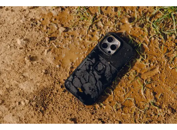 Peak Design G.N.A.R. Case für iPhone 16 Pro Black