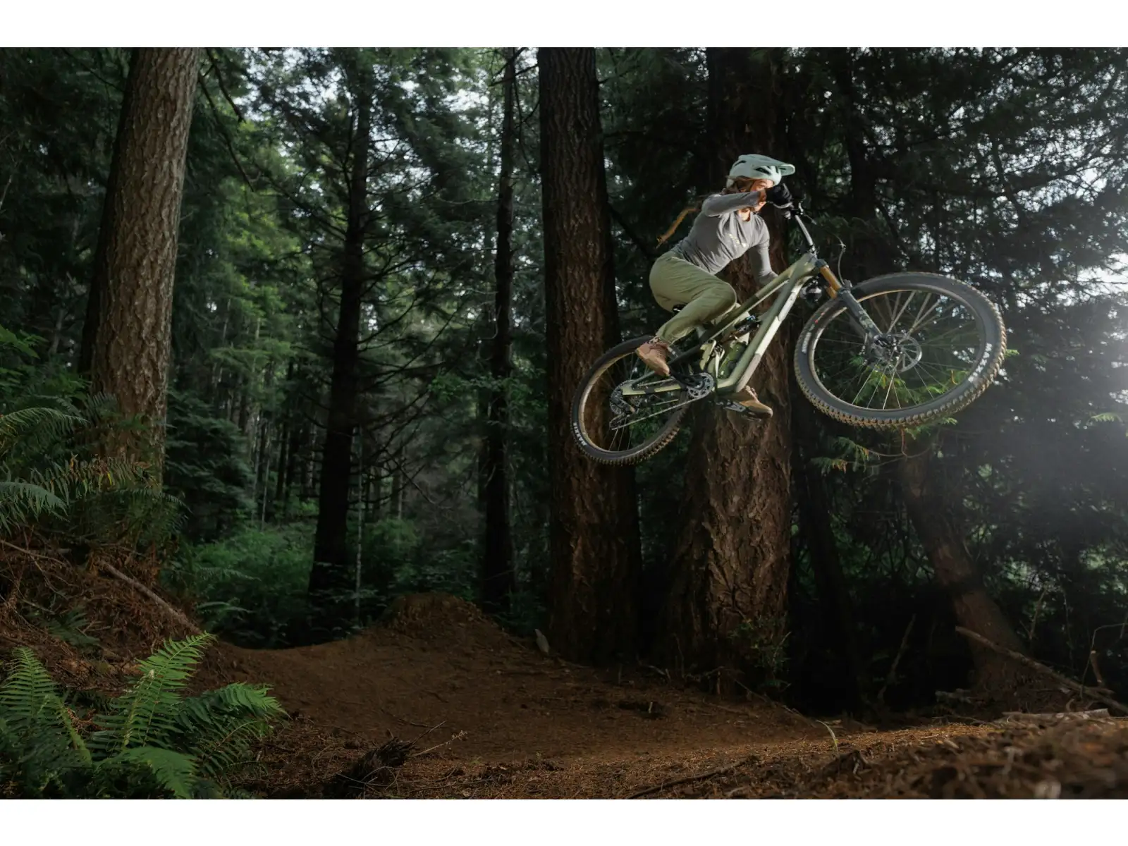 Ibis Ripmo V3 Eagle 90 Mountainbike Olive Swamp Monster