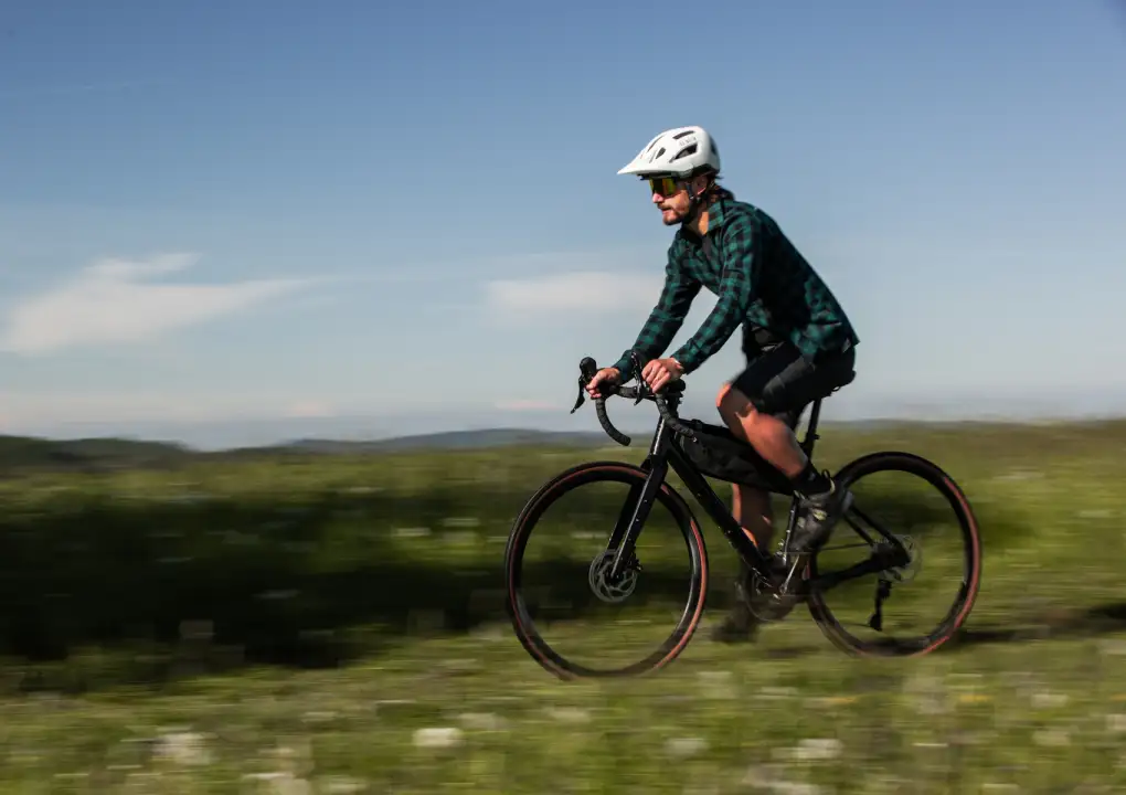 Rock Machine Lukk – Frischer Wind auf der tschechischen Gravel-Szene