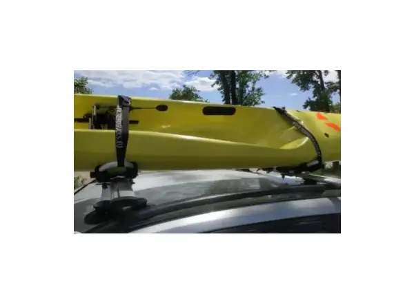 TreeFrog Dachträger-Adapter für den Transport von Kajaks.