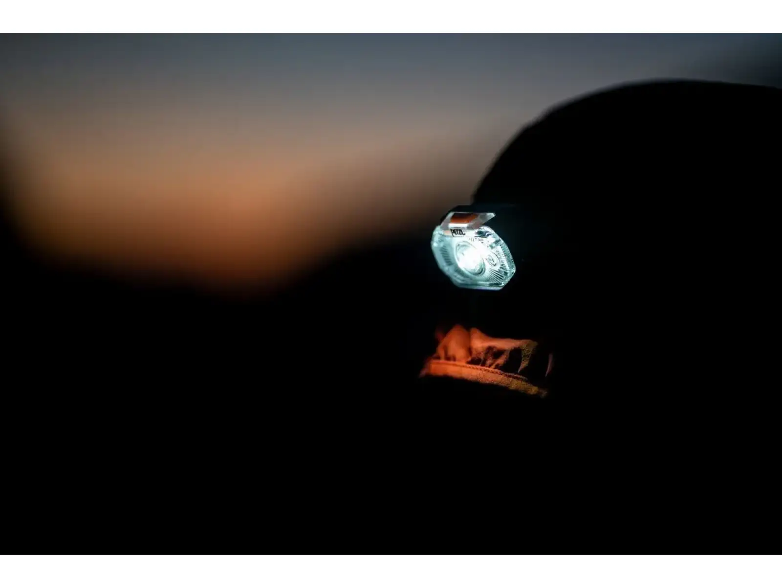 Petzl Swift LT Stirnlampe weiß