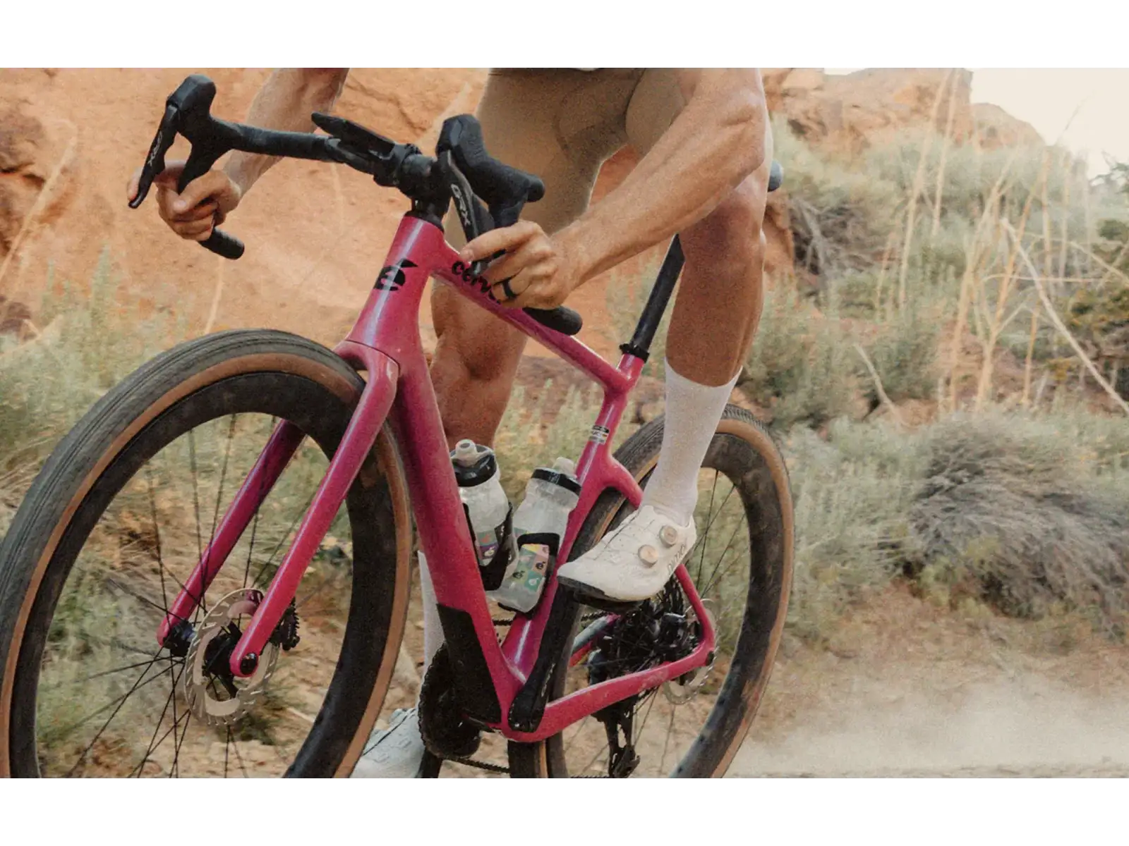 Cervélo Aspero SRAM Rival AXS 1 Gravelbike Dusty Unicorn