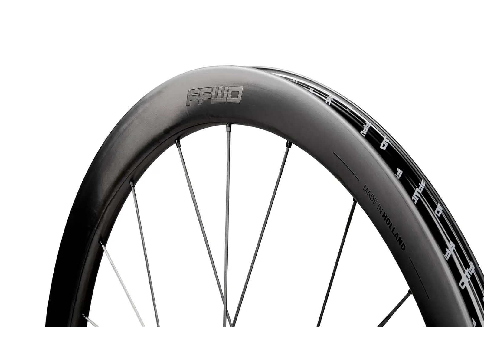 FFWD RAW CS 44 Straßenräder Matt Schwarz