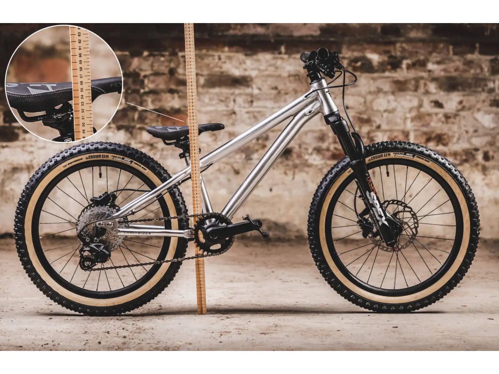 Early Rider Hellion 20 Kinderfahrrad in Electric Purple.