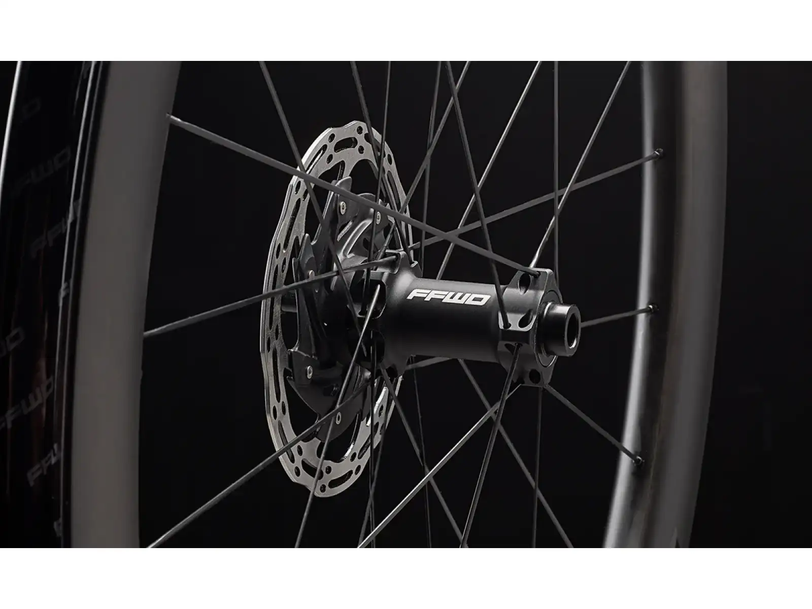 FFWD FALCON + RYOT77 Shimano 11/12sp Laufräder