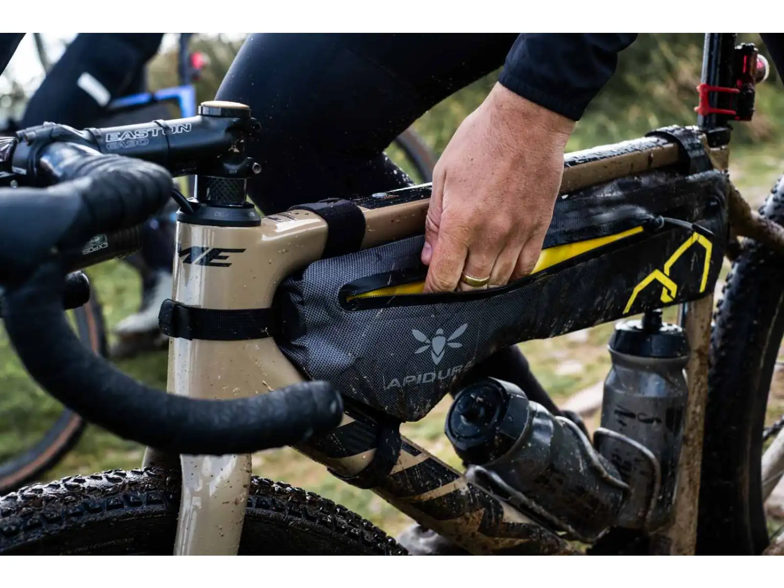 Apidura Expedition Frame Pack Tall 6,5 l Rahmentasche