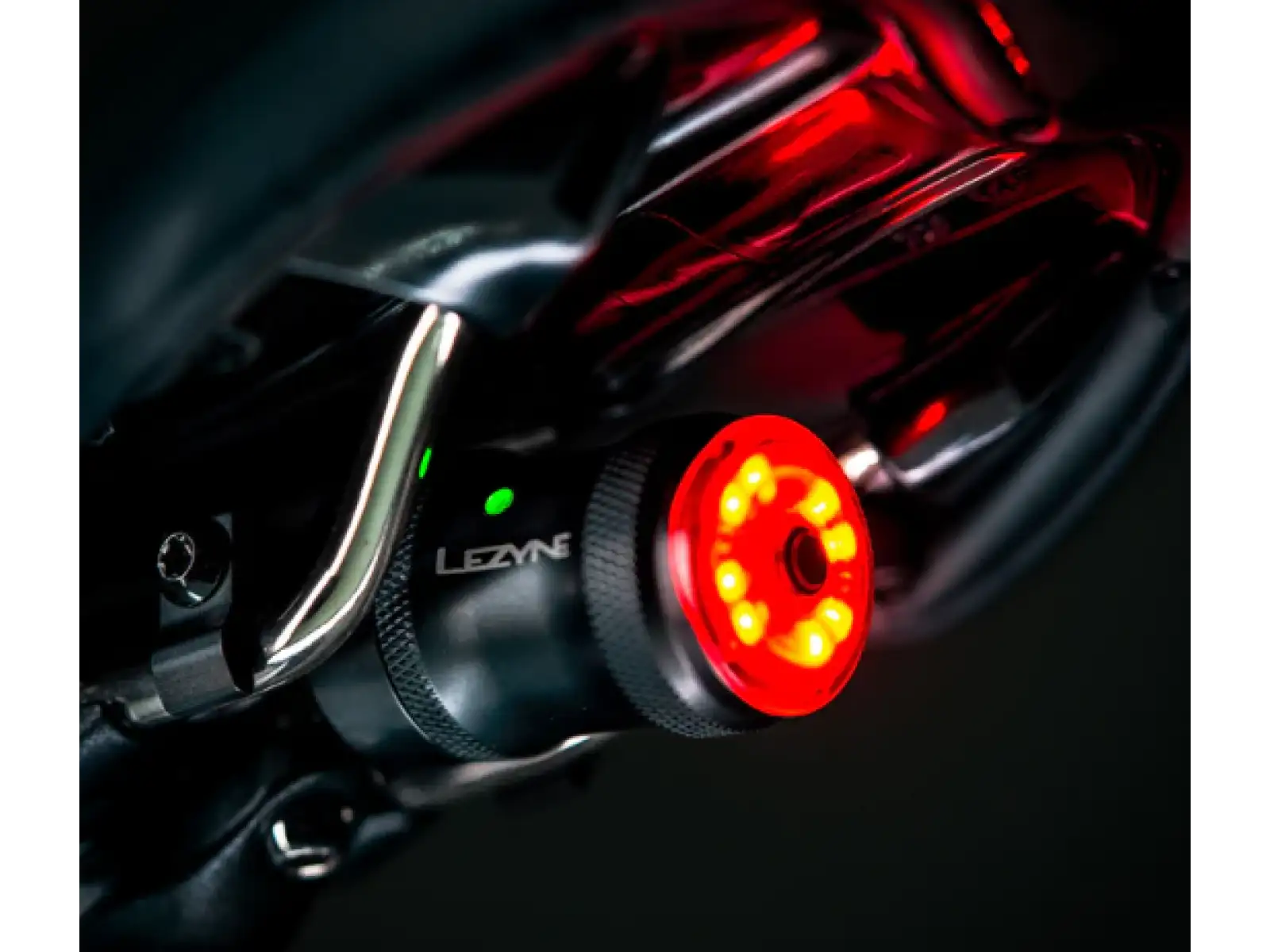 Lezyne Saddle Drive 250 Sattel Rücklicht mattschwarz