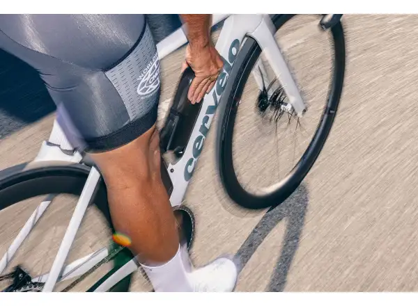 Cervélo Soloist Ultegra Di2 Black Magic