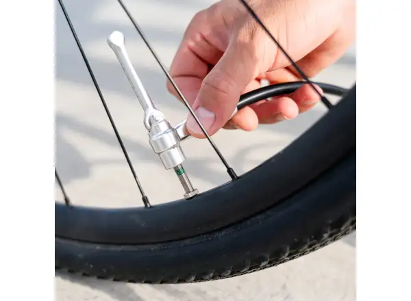 Lezyne Alloy Floor Drive 3.5 Werkstattpumpe mit Presta Pro Kopf