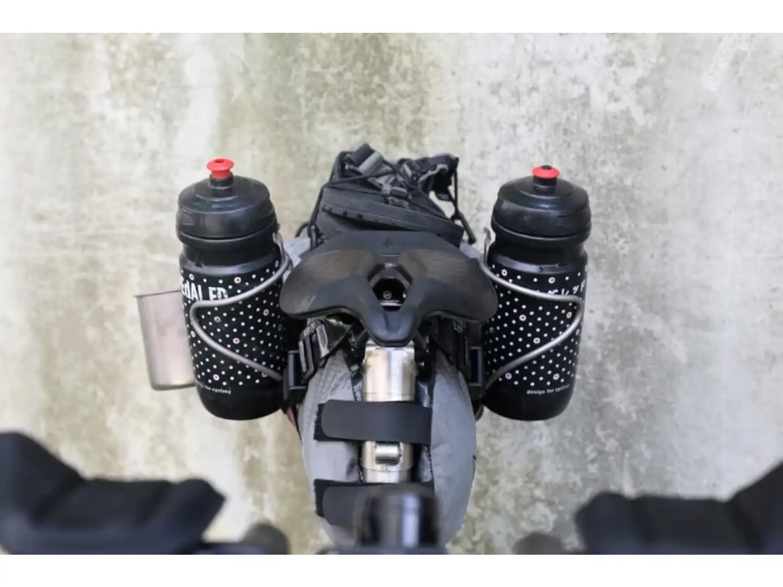 Woho Satteltasche Stabilisator schwarz