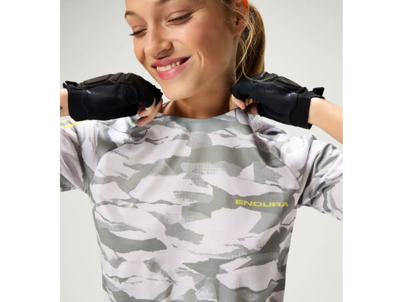 Endura LTD Mountain Camo Damen Trikot kurzarm Haar Grey